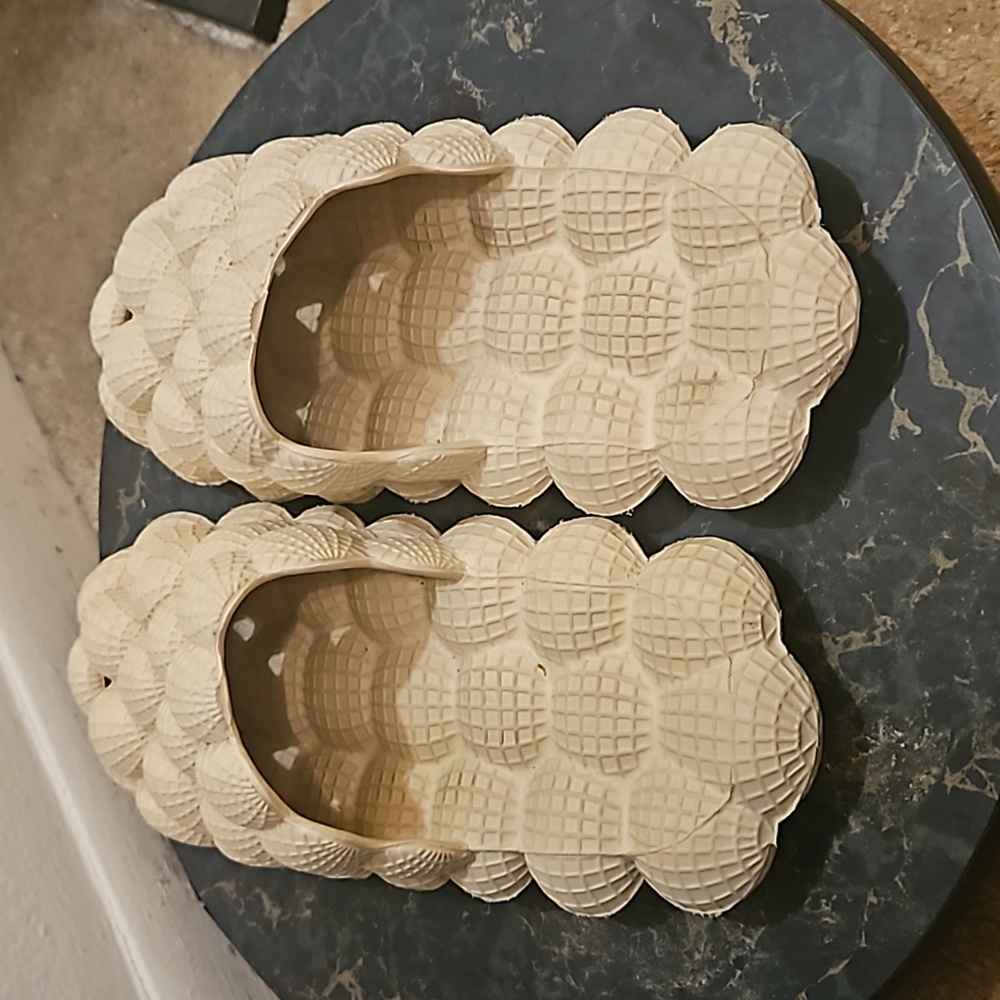 Bubble Slides - Picture 2 of 10